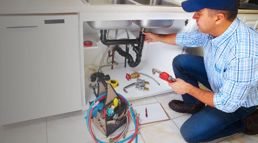 Expert burst pipe repair services in Reno, OH